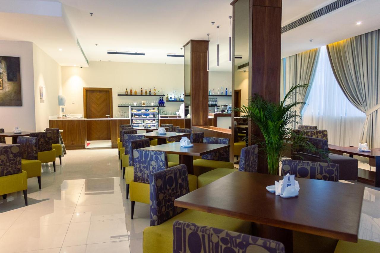 The Seven Hotel Manama Ngoại thất bức ảnh