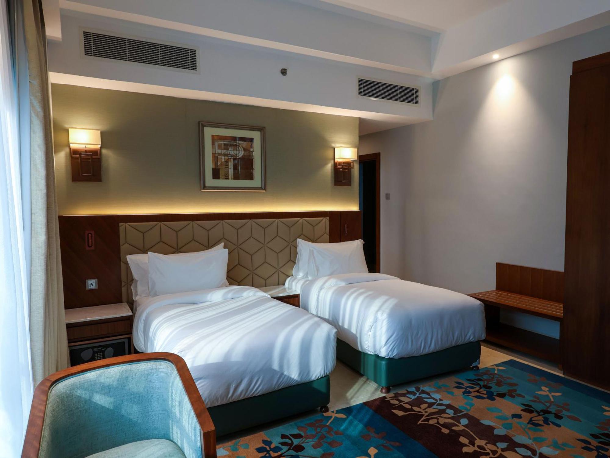 The Seven Hotel Manama Ngoại thất bức ảnh