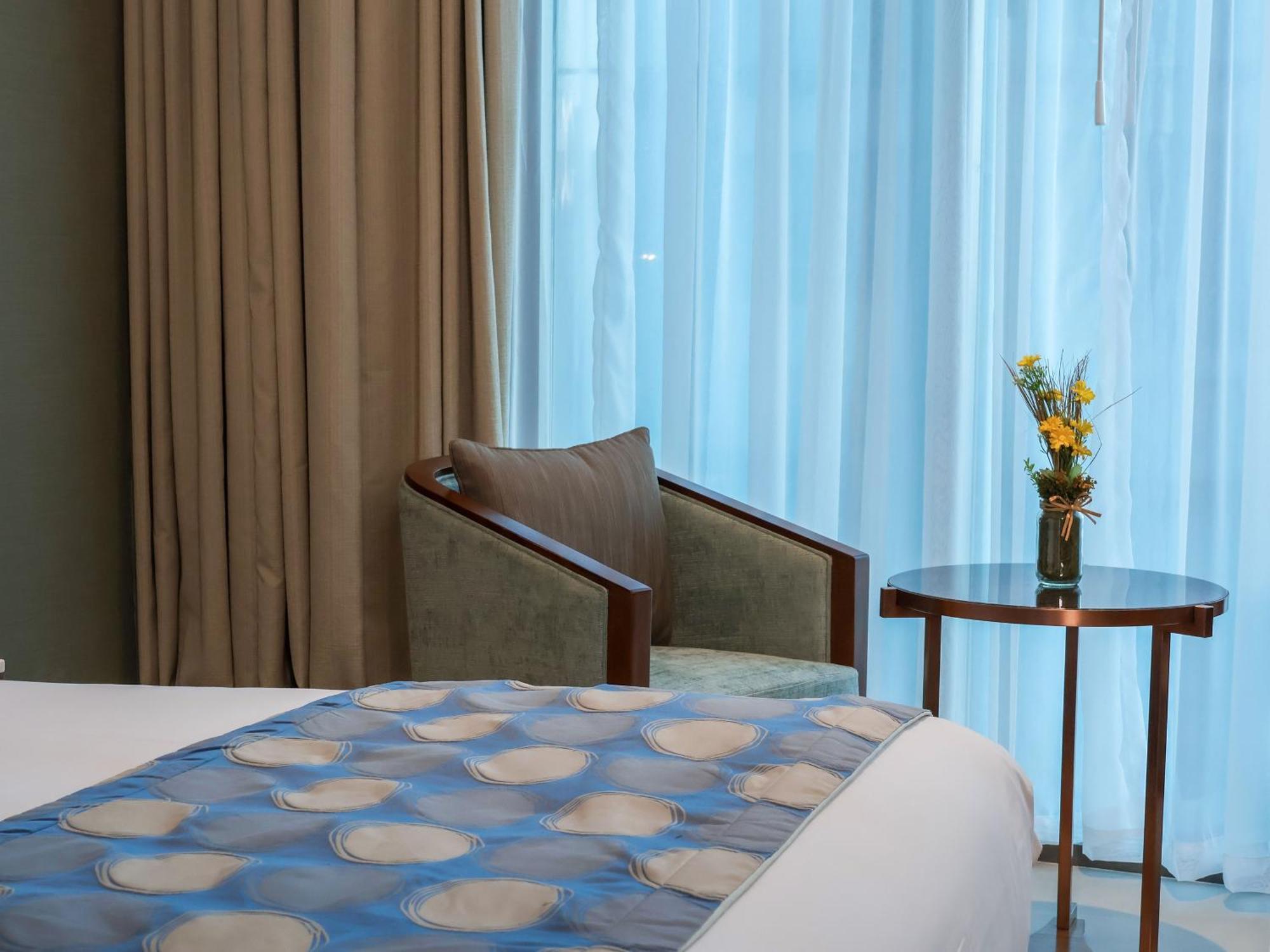 The Seven Hotel Manama Ngoại thất bức ảnh