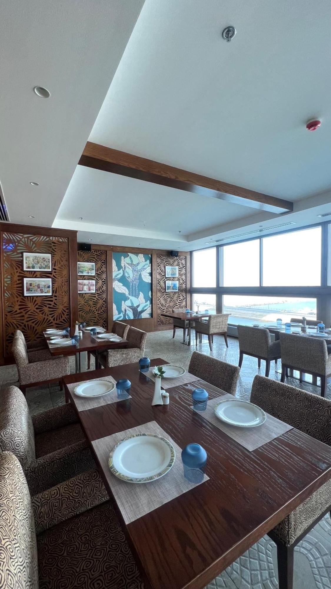 The Seven Hotel Manama Ngoại thất bức ảnh
